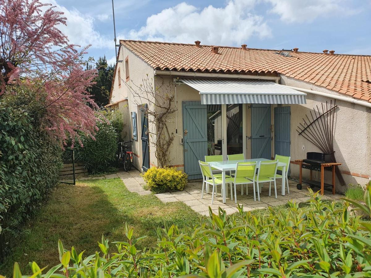 Petite Maison Dans Residence Avec Piscine Proche Plage Et Centre Ville A Pied Порник Екстериор снимка