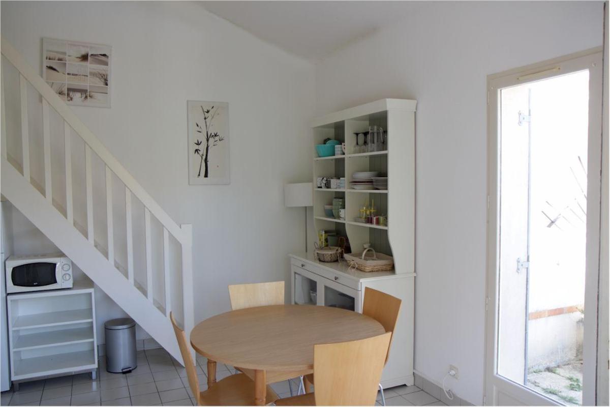 Petite Maison Dans Residence Avec Piscine Proche Plage Et Centre Ville A Pied Порник Екстериор снимка
